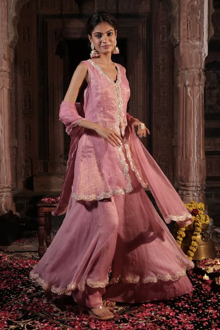 Farha Syed_Pink Chanderi Silk, Organza, Taffeta Cut Work, Scallop Border Peplum Kurta Set _Online_at_Aza_Fashions