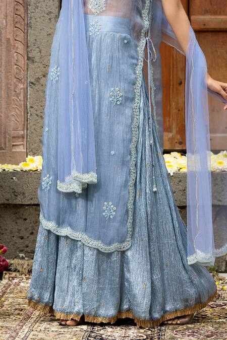 Farha Syed_Blue Kurta Organza Embroidery Cutdana Scallop V Neck Floral Skirt Set _at_Aza_Fashions