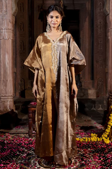 Farha Syed_Grey Chanderi, Taffeta Zari, Sequins Scoop Cutdana Neckline Embroidered Kaftan _Online_at_Aza_Fashions