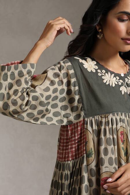 Buy_Raiman_Brown Cotton Embroidery Round Neck Rose Garden Print Tunic With Pant _Online_at_Aza_Fashions