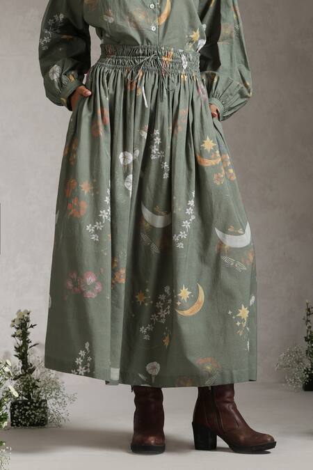 Buy Raiman Green Cotton Embroidery Mandarin Collar Enchanted Garden Print Shirt With Skirt Online at Aza Fashions Buy_Raiman_Green Cotton Embroidery Mandarin Collar Enchanted Garden Print Shirt With Skirt _Online_at_Aza_Fashions