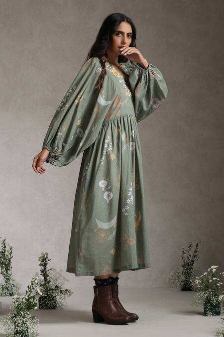 Raiman_Green Cotton Embroidery V-neck Noorah Floral Midi Dress _Online_at_Aza_Fashions