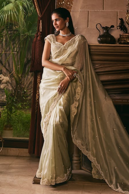 Studio22 by Pulkita Arora Bajaj Green Organza Embroidery Pearls Leaf Divine Glow Saree With Blouse 