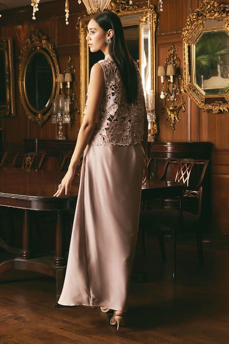 Studio22 By Pulkita Arora Bajaj Fantasy Floral Embroidered Draped Skirt Set 