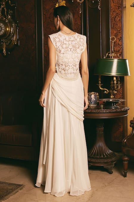 Studio22 By Pulkita Arora Bajaj Halo Floral Threadwork Cut-Out Jacket Skirt Set 