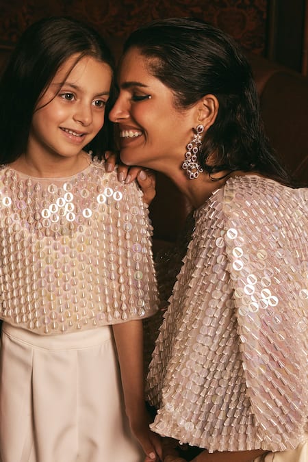 Buy Studio22 By Pulkita Arora Bajaj Ivory Satin, Organza Crystals, Moonlight Embellished Cape Draped Skirt Set Online at Aza Fashions Buy_Studio22 By Pulkita Arora Bajaj_Ivory Satin, Organza Crystals, Moonlight Embellished Cape Draped Skirt Set _Online_at_Aza_Fashions