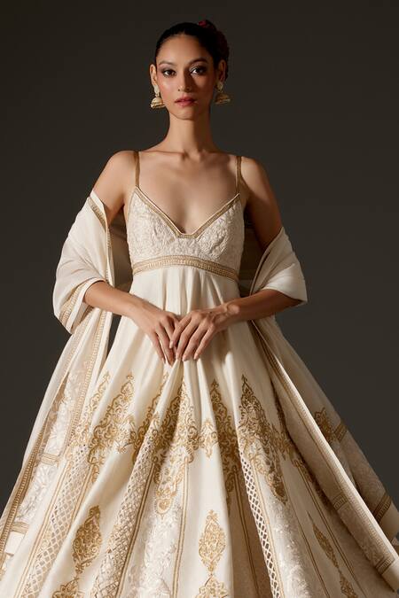 Rohit Bal Cream Chanderi Silk Embroidery Sweetheart Neck Swirl Cutwork Anarkali Set Online at Aza Fashions Rohit Bal_Cream Chanderi Silk Embroidery Sweetheart Neck Swirl Cutwork Anarkali Set _Online_at_Aza_Fashions