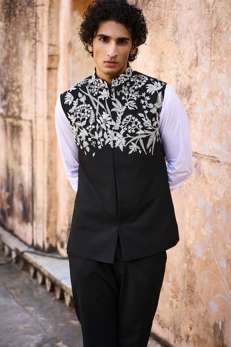 Dash And Dot Floral Embroidered Black Bundi 
