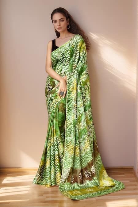 Khwaab by Sanjana Lakhani Abstract Linear Print Saree With Running Blouse 