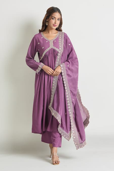 Buy Samyukta Singhania Purple Viscose, Chiffon Zari V-neck Thread Embroidered Anarkali Set Buy_Samyukta Singhania_Purple Viscose, Chiffon Zari V-neck Thread Embroidered Anarkali Set