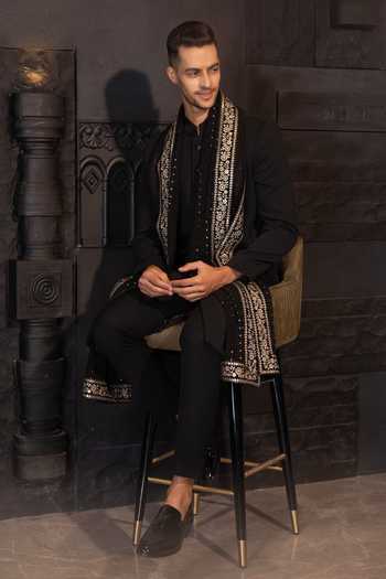 Amit Arora Black Lace Sequins Textured Sherwani Set With Embroidered Stole Online at Aza Fashions Amit Arora_Black Lace Sequins Textured Sherwani Set With Embroidered Stole _Online_at_Aza_Fashions