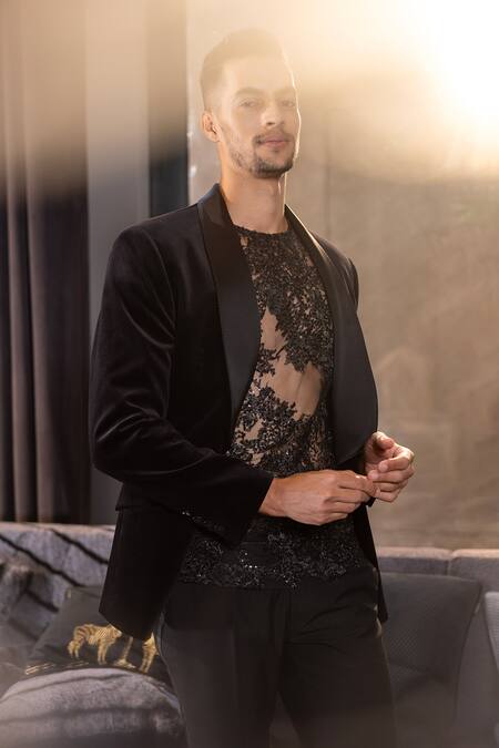 Buy_Amit Arora_Black Suit Cotton Velvet Embroidery Floral Set _Online_at_Aza_Fashions