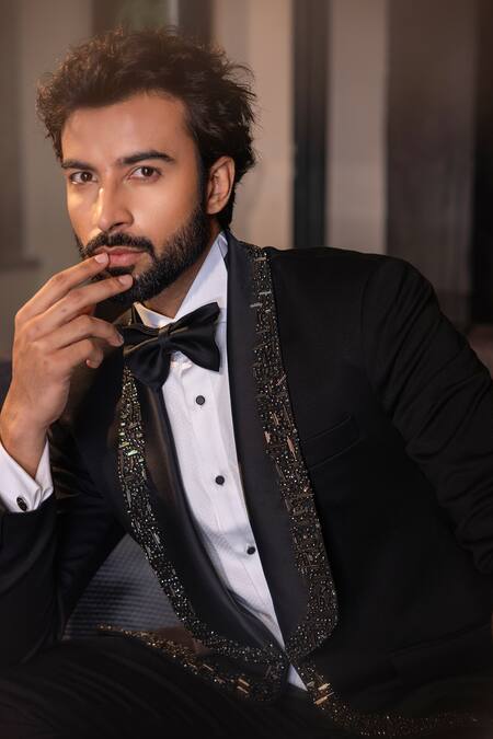 Amit Arora_Black Lycra Cutdana Placket Embroidered Suit Set _at_Aza_Fashions