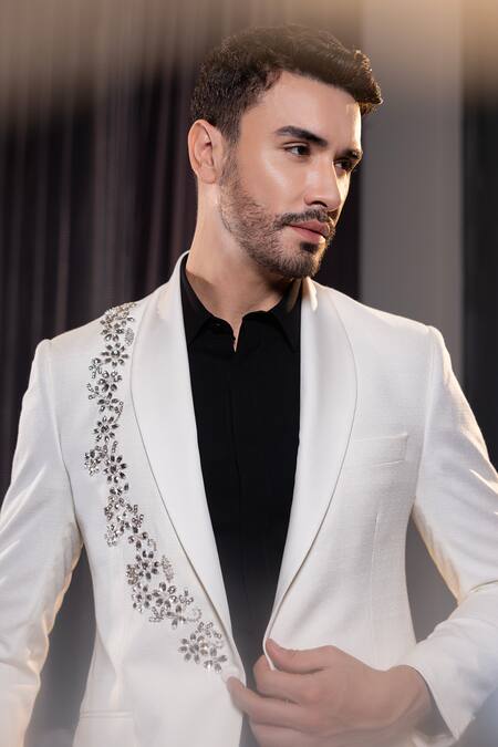 Amit Arora_Ivory Poly Wool Embellished Stone Floral Suit Set _at_Aza_Fashions