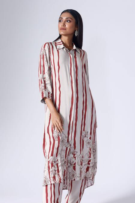 Shop Klad Maroon Crepe Collared Striped Fleur Print Kurta With Pant Online at Aza Fashions Shop_Klad_Maroon Crepe Collared Striped Fleur Print Kurta With Pant_Online_at_Aza_Fashions
