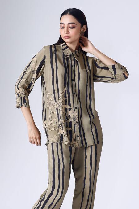 Buy Klad Green Crepe Print Striped Flora Collar Neck Shirt With Pant Online at Aza Fashions Buy_Klad_Green Crepe Print Striped Flora Collar Neck Shirt With Pant_Online_at_Aza_Fashions