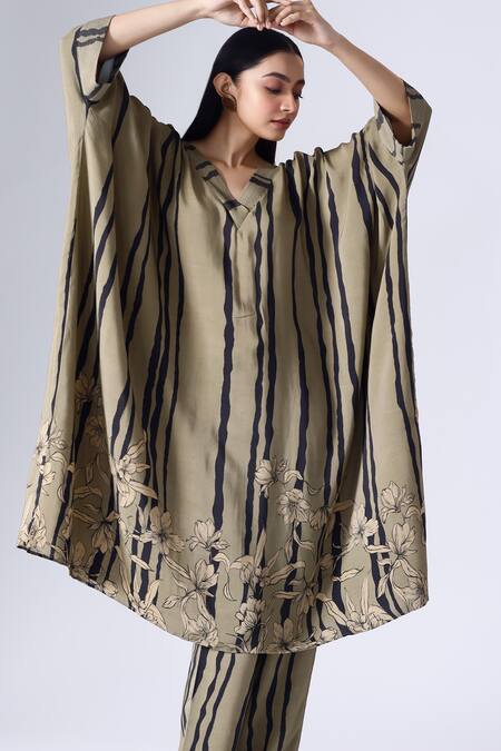 Shop Klad Green Crepe Print Striped Blossom V Neck Kaftan With Pant Online at Aza Fashions Shop_Klad_Green Crepe Print Striped Blossom V Neck Kaftan With Pant_Online_at_Aza_Fashions