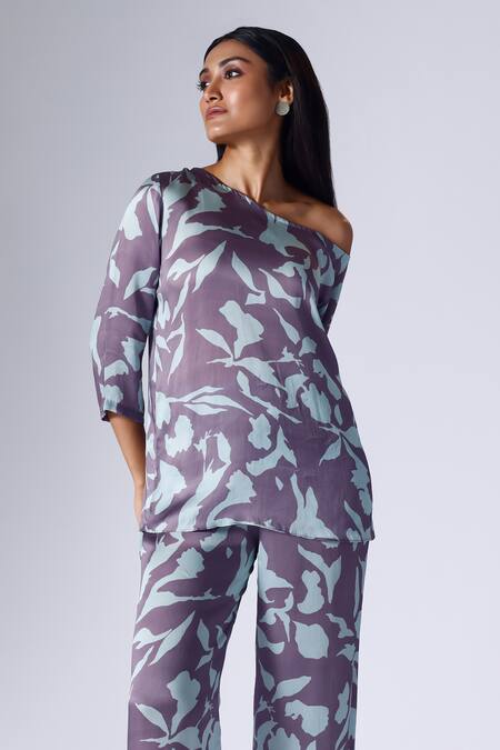 Shop_Klad_Purple Satin Printed Foliage Floral Asymmetric Top And Pant Set_Online_at_Aza_Fashions