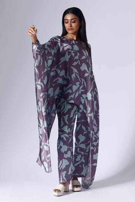 Buy_Klad_Purple Satin Printed Foliage Floral Round Cape Top And Pant Set_Online_at_Aza_Fashions