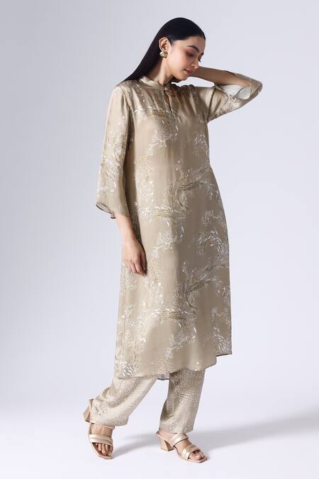 Buy_Klad_Beige Satin Mandarin Collar Lotus Print Kurta And Pant Set_Online_at_Aza_Fashions