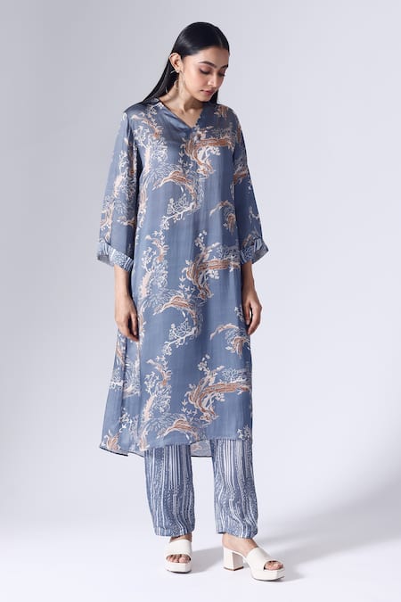 KLAD Blue Satin Printed Flower V Neck Lotus Kurta And Pant Set 