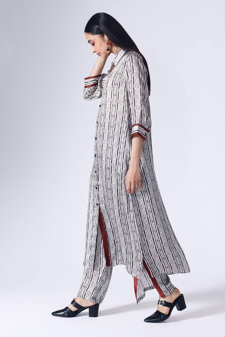 Klad Black Satin Collared Shibori Pattern Kurta And Pant Set Online at Aza Fashions Klad_Black Satin Collared Shibori Pattern Kurta And Pant Set_Online_at_Aza_Fashions