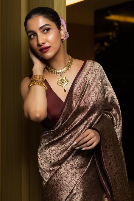 Vishwa By Pinki Sinha_Brown Silk Woven Banarasi Saree And Blouse_Online_at_Aza_Fashions