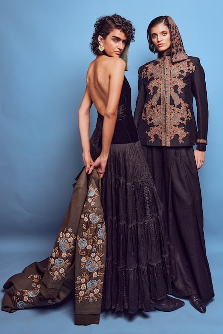 Buy Shruti Sancheti Black Velvet, Satin Halter Neck Bodice Tiered Maxi Dress Online at Aza Fashions Buy_Shruti Sancheti_Black Velvet, Satin Halter Neck Bodice Tiered Maxi Dress _Online_at_Aza_Fashions