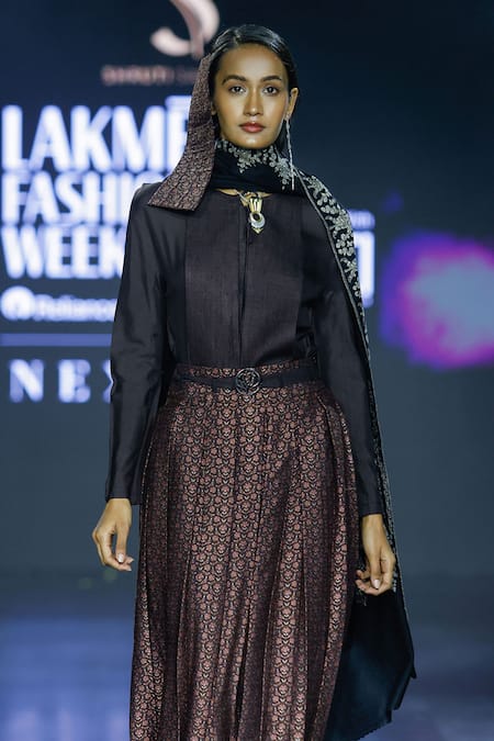 Shop Shruti Sancheti Brown Mohair Embroidery Floral Handloom Jamewar Box Pleated Skirt at Aza Fashions Shop_Shruti Sancheti_Brown Mohair Embroidery Floral Handloom Jamewar Box Pleated Skirt _at_Aza_Fashions