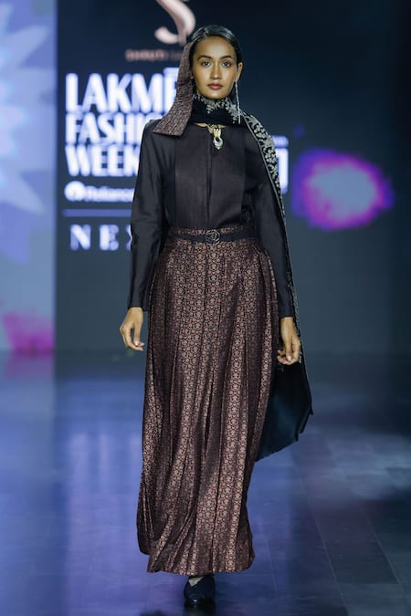 Shruti Sancheti Brown Mohair Embroidery Floral Handloom Jamewar Box Pleated Skirt Online at Aza Fashions Shruti Sancheti_Brown Mohair Embroidery Floral Handloom Jamewar Box Pleated Skirt _Online_at_Aza_Fashions