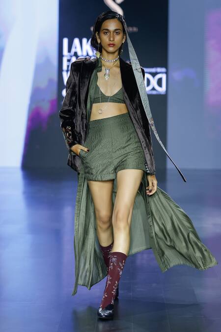 Shruti Sancheti Green Silk Embroidery Plunge Neck Bloom Bralette With Shorts Online at Aza Fashions Shruti Sancheti_Green Silk Embroidery Plunge Neck Bloom Bralette With Shorts _Online_at_Aza_Fashions