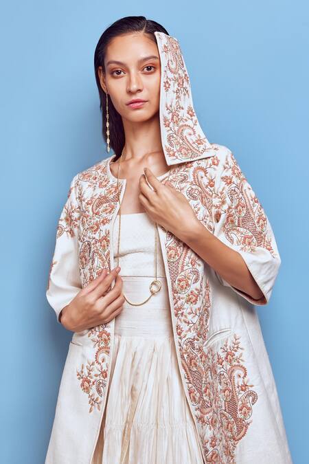 Shruti Sancheti White Matka Silk Lining Shantoon Embroidery Paisley Bloom Front Long Jacket  6