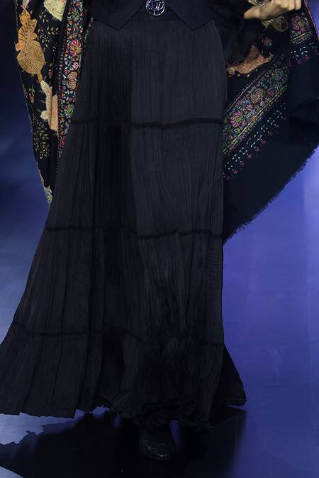 Shop Shruti Sancheti Black Silk, Organza Embroidery Collared, V-neck Shirt With Quilted Waistcoat Online at Aza Fashions Shop_Shruti Sancheti_Black Silk, Organza Embroidery Collared, V-neck Shirt With Quilted Waistcoat _Online_at_Aza_Fashions