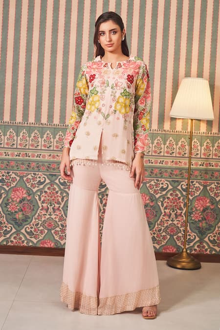 SAMMOHI BY MOKSHA AND HIRAL Floral Thread Work Short Kurta With Sharara 