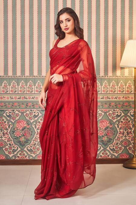 Buy_Sammohi By Moksha And Hiral_Red Silk, Organza Sequins, Beads Round Floral Jal Embroidered Saree With Blouse _Online_at_Aza_Fashions