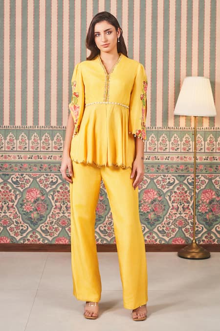Sammohi By Moksha And Hiral_Yellow Silk Pearls, Embroidery V-neck Floral Peplum Tunic With Pant _Online_at_Aza_Fashions