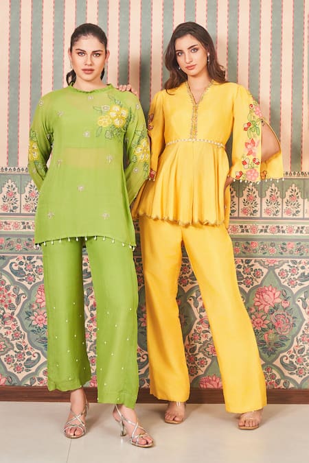 Sammohi By Moksha And Hiral_Yellow Silk Pearls, Embroidery V-neck Floral Peplum Tunic With Pant _at_Aza_Fashions