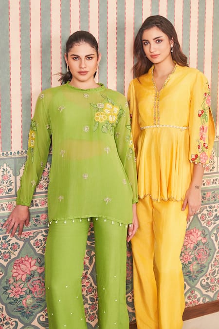 Sammohi By Moksha And Hiral_Green Georgette, Silk, Organza Pearls, Floral Embroidered Short Tunic And Pant Set _Online_at_Aza_Fashions