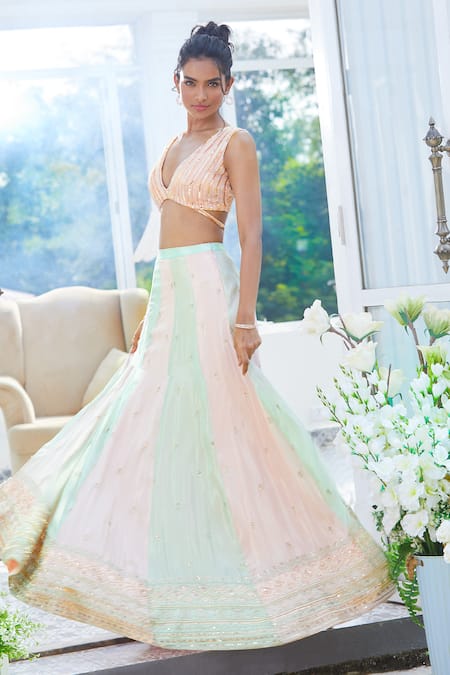 Buy Masumi Mewawalla X AZA Pink Tissue, Maheshwari Sequins, Cut Work, Color Block Embroidered Lehenga Set Buy_Masumi Mewawalla X AZA_Pink Tissue, Maheshwari Sequins, Cut Work, Color Block Embroidered Lehenga Set