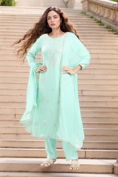 Samyukta Singhania Green Kurta And Dupatta Georgette Embroidery Pittan Floral Straight & Pant Set 