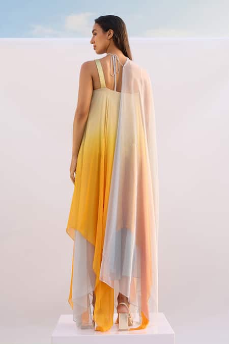Akhl Ombre Asymmetric Kaftan With Scarf 