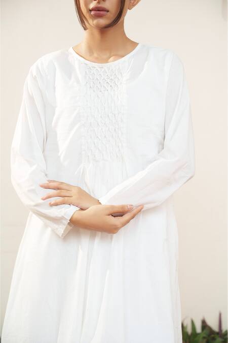 Buy_Ourdve_White Cotton Embroidered Pearl Round Embellished Yoke Dress 
