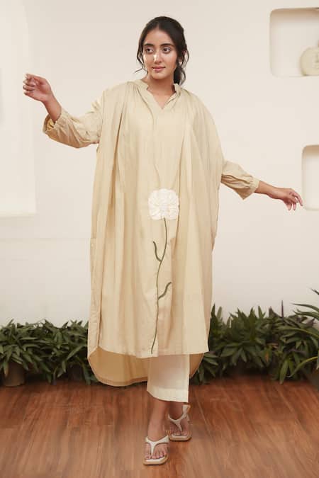 Shop_Ourdve_Ivory Cotton Embroidery Collared Floral Placement Kurta And Pant Set _Online_at_Aza_Fashions
