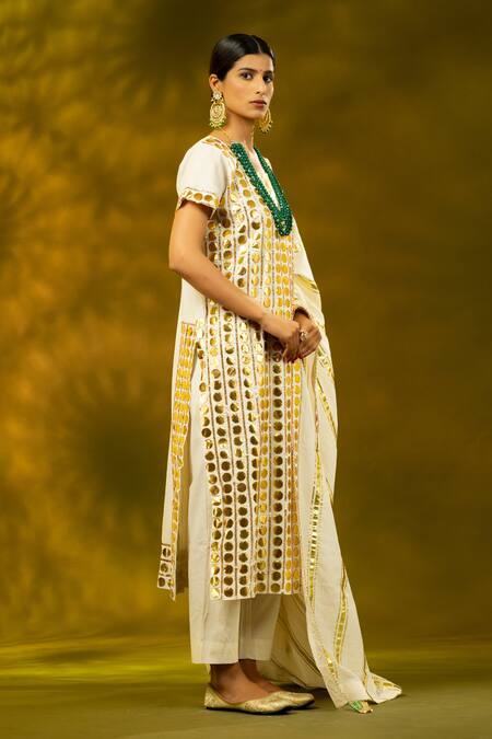 Shop_Shivani Sabharwal_White Cotton Gota Patti Round Neck Work Kurta Pant Set _Online_at_Aza_Fashions