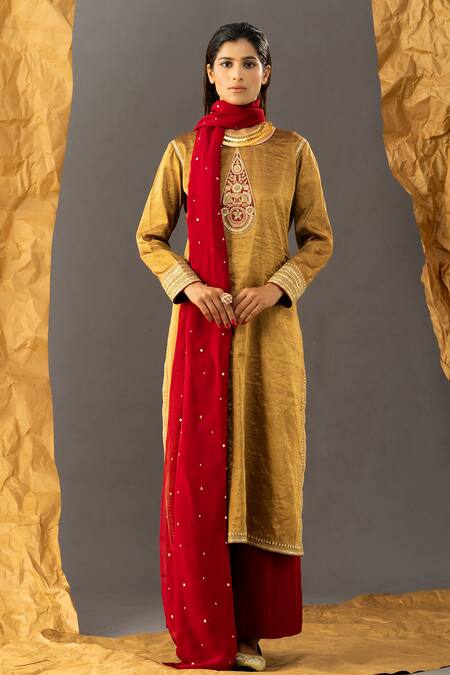 Buy_Shivani Sabharwal_Gold Handloom Cotton, Crepe, Organza Sequins, Embroidery Tissue Kurta Pant Set _Online_at_Aza_Fashions