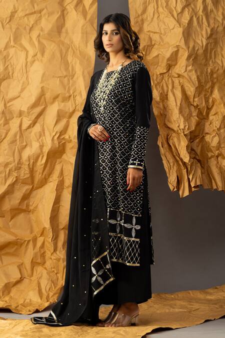 Buy_Shivani Sabharwal_Black Crepe, Organza Sequins, Embroidery Round Neck Scallop Kurta Pant Set _Online_at_Aza_Fashions