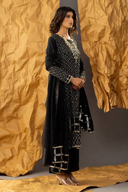 Shop_Shivani Sabharwal_Black Crepe, Organza Sequins, Embroidery Round Neck Scallop Kurta Pant Set _Online_at_Aza_Fashions