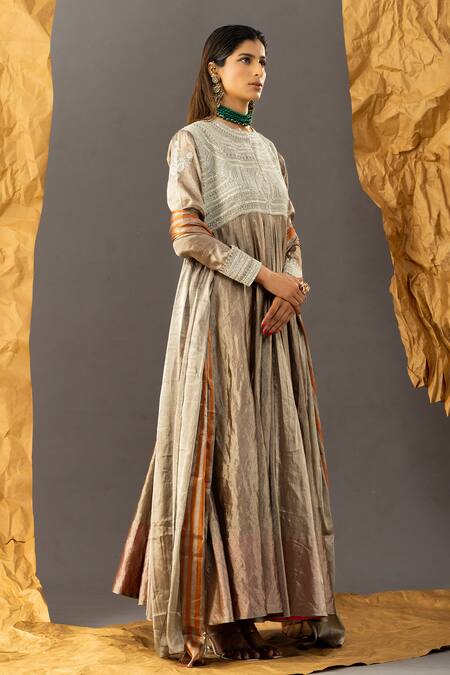 Buy_Shivani Sabharwal_Black Handloom Cotton, Lycra Pearls, Sequins Round Embroidered Yoke Anarkali Set _Online_at_Aza_Fashions