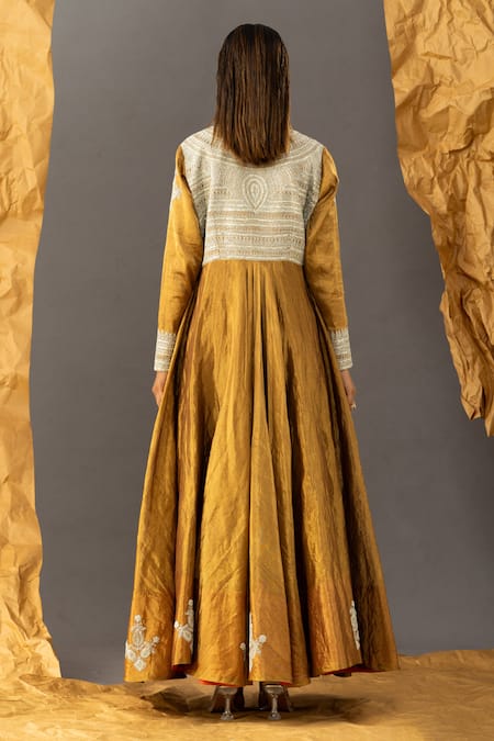 Shivani Sabharwal Tissue Embroidered Kurta Pant Set 