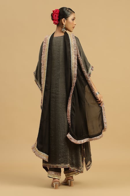 Siyona By Ankurita Kala Vine Bloom Embroidered Kaftan & Pant Set 